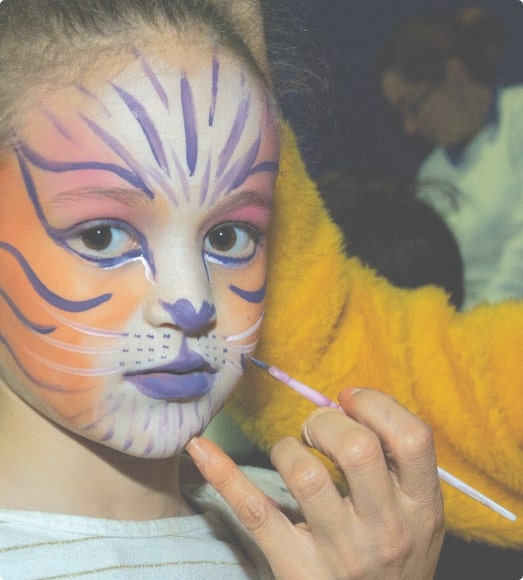 niña maquillaje infantil